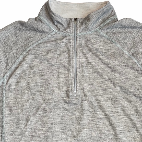 L.L. Bean Men’s Size Large Grey 1/4 Zip Lightweight Pullover Sweater - Picture 3 of 10
